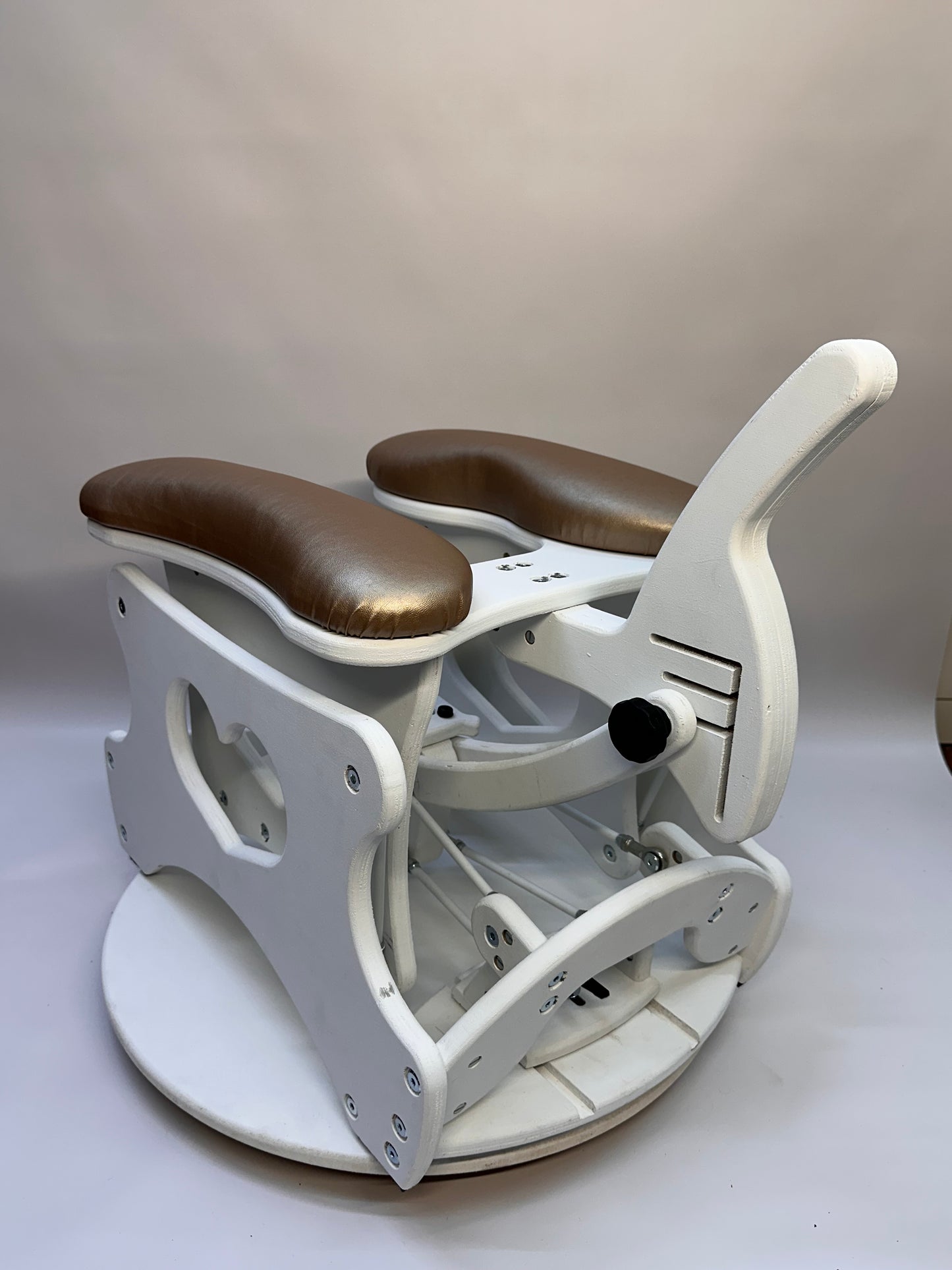 White - Champagne Intense Secret Luxury rocking chair – adjustable and versatile. For solo or couple play