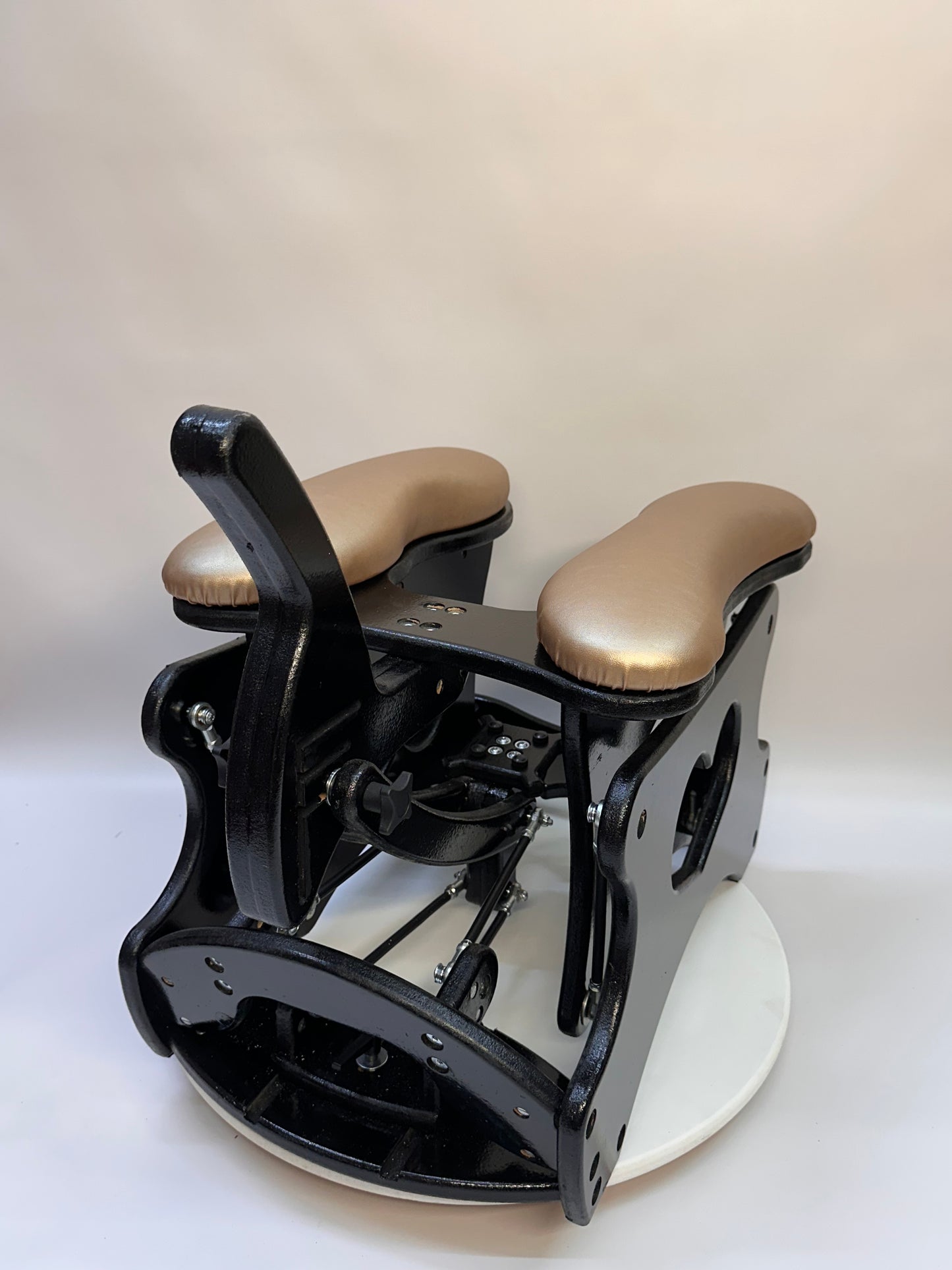 Black - Champagne Intense Secret Luxury rocking chair – adjustable and versatile. For solo or couple play